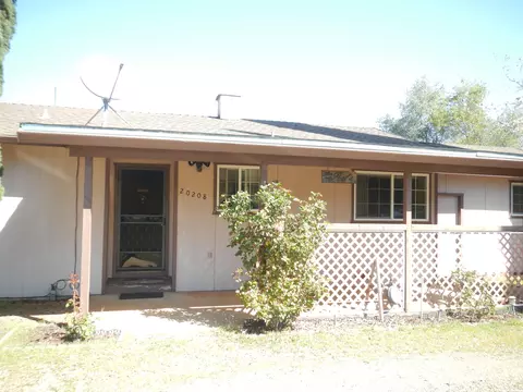 20208 Lago St, Redding, CA 96003 photo 2
