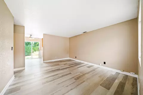 1135 Aloha St, Red Bluff, CA 96080 photo 4
