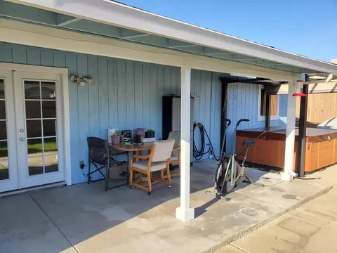 1259 Bradley Dr, Redding, CA 96003 photo 3
