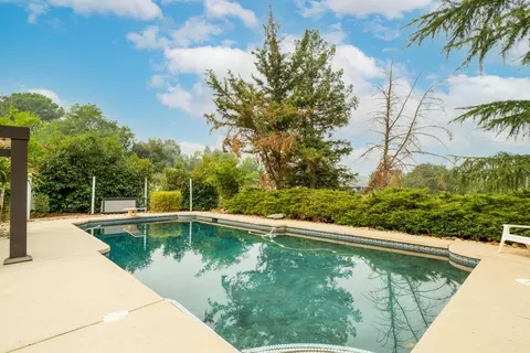 16220 Plateau Cir, Redding, CA 96001 photo 28
