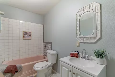 2730 Reservoir Ln, Redding, CA 96002 photo 12