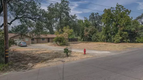 2730 Reservoir Ln, Redding, CA 96002 photo 25