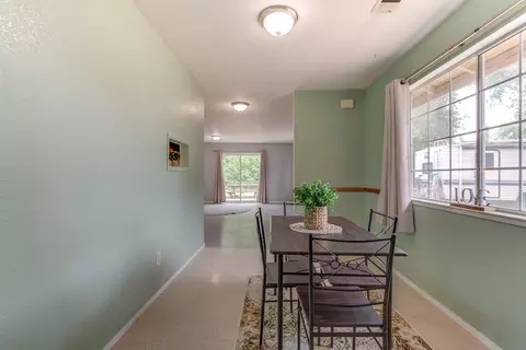 2730 Reservoir Ln, Redding, CA 96002 photo 8