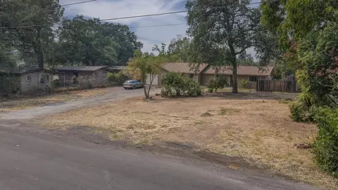 2730 Reservoir Ln, Redding, CA 96002 photo 24