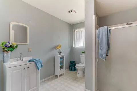 2730 Reservoir Ln, Redding, CA 96002 photo 9