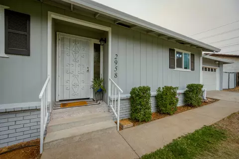 2958 Wilson Ave, Redding, CA 96002 photo 2