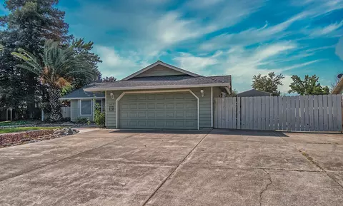 3493 Bridger Dr, Redding, CA 96002 photo 3