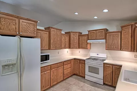 3493 Bridger Dr, Redding, CA 96002 photo 9