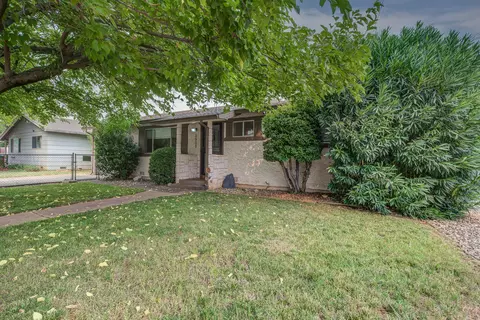 3935 Meteor St, Redding, CA 96002 photo 3