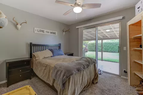 3935 Meteor St, Redding, CA 96002 photo 9