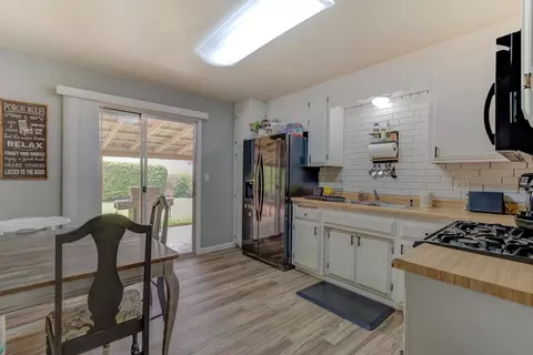 3935 Meteor St, Redding, CA 96002 photo 6