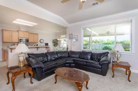 907 Leisha Ln, Redding, CA 96001 photo 4