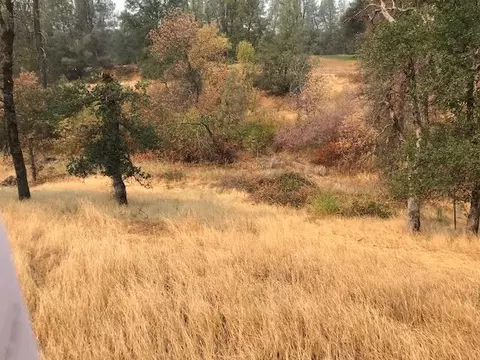 12880 Old Oregon Trl, Redding, CA 96003 photo 3