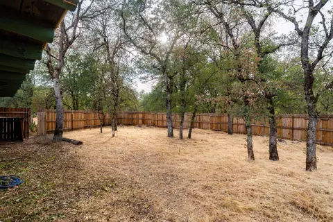 13575 Hilford Ln, Redding, CA 96003 photo 33