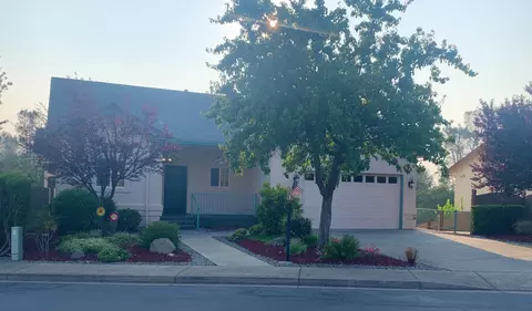 420 Franciscan, Redding, CA 96003 photo 5