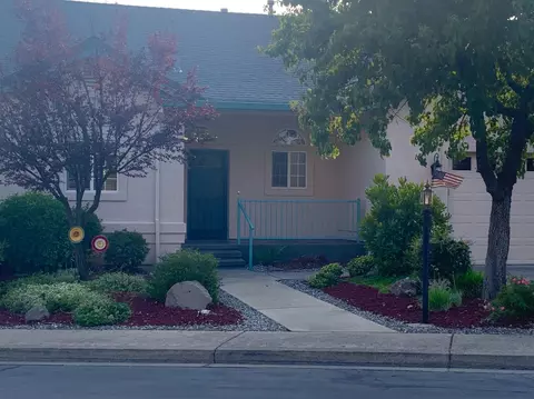420 Franciscan, Redding, CA 96003 photo 6