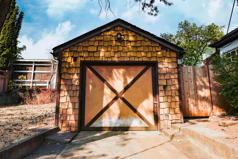 2303 Butte St, Redding, CA 96001 photo 16