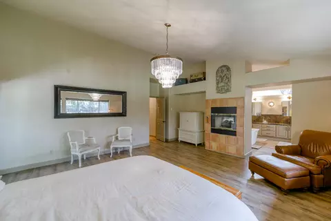 4220 Brittany Dr, Redding, CA 96002 photo 15