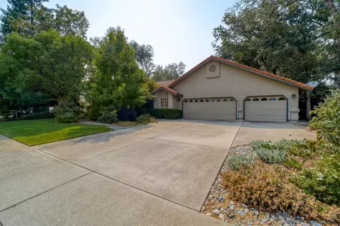 4220 Brittany Dr, Redding, CA 96002 photo 48