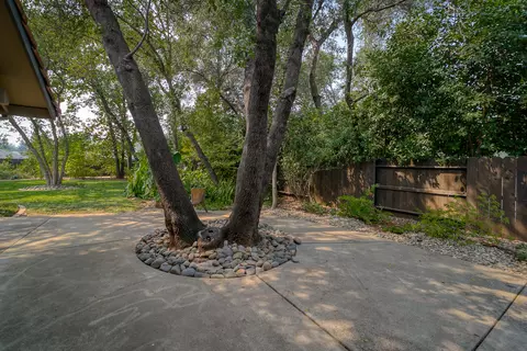 4220 Brittany Dr, Redding, CA 96002 photo 39