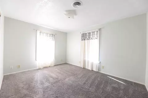 3320 Sacramento Dr, Redding, CA 96001 photo 8