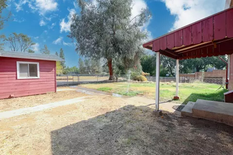 3320 Sacramento Dr, Redding, CA 96001 photo 13