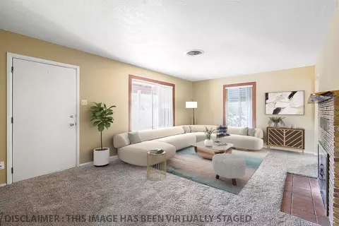 3320 Sacramento Dr, Redding, CA 96001 photo 2