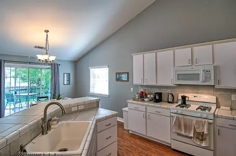 531 Reddington Dr, Redding, CA 96003 photo 15