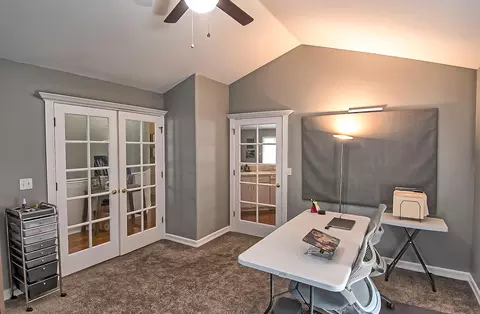 531 Reddington Dr, Redding, CA 96003 photo 17