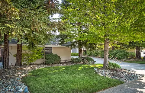 531 Reddington Dr, Redding, CA 96003 photo 4