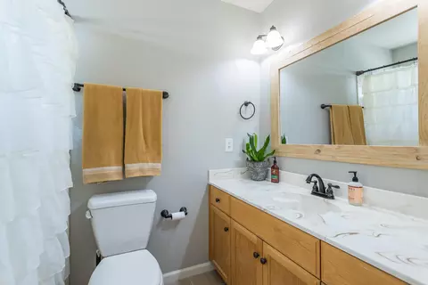 2027 Princeton Way, Redding, CA 96003 photo 15