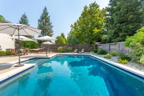 2027 Princeton Way, Redding, CA 96003 photo 27