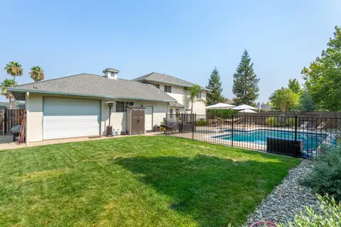 2027 Princeton Way, Redding, CA 96003 photo 28