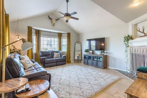 2027 Princeton Way, Redding, CA 96003 photo 8