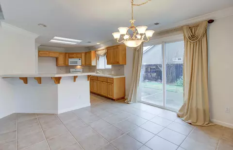 7715 Platinum Way, Redding, CA 96001 photo 14