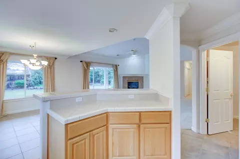 7715 Platinum Way, Redding, CA 96001 photo 18