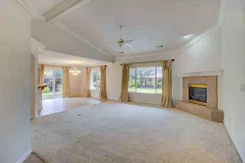 7715 Platinum Way, Redding, CA 96001 photo 9