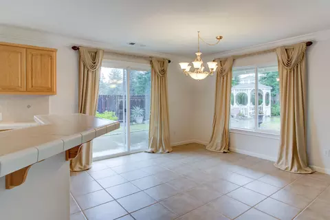 7715 Platinum Way, Redding, CA 96001 photo 13