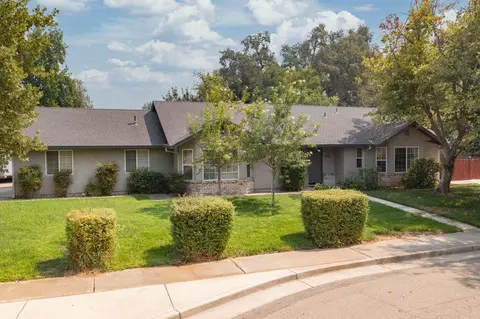 6576 Creekside St, Redding, CA 96001 photo 1
