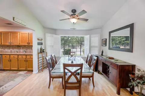 6576 Creekside St, Redding, CA 96001 photo 6