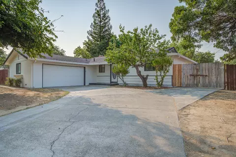 505 Walton Dr, Red Bluff, CA 96080 photo 1