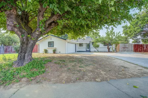 505 Walton Dr, Red Bluff, CA 96080 photo 3
