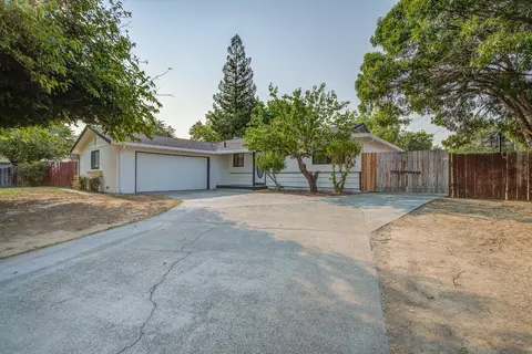 505 Walton Dr, Red Bluff, CA 96080 photo 2