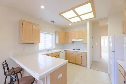 254 Franciscan Trl, Redding, CA 96003 photo 6