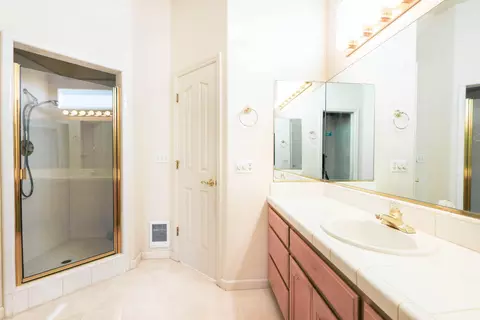 254 Franciscan Trl, Redding, CA 96003 photo 17