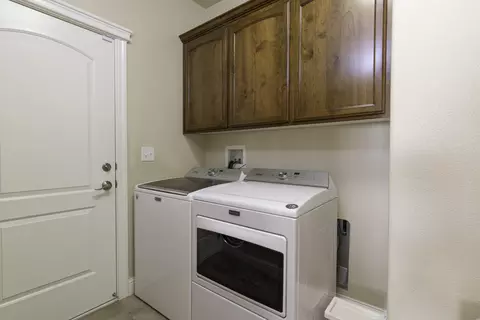 309 Stinson Loop, Redding, CA 96003 photo 17