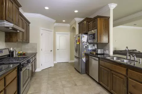 309 Stinson Loop, Redding, CA 96003 photo 9