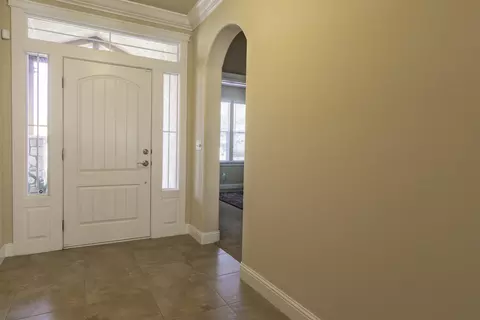 309 Stinson Loop, Redding, CA 96003 photo 4