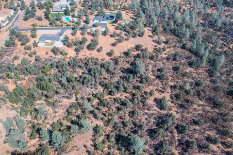 11427 Prosperity Ln, Redding, CA 96003 photo 9