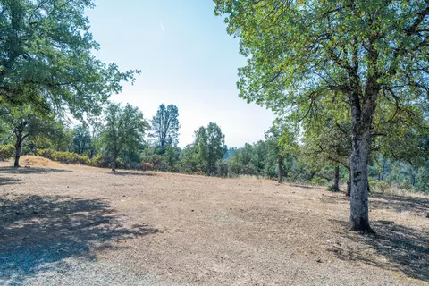 11427 Prosperity Ln, Redding, CA 96003 photo 20